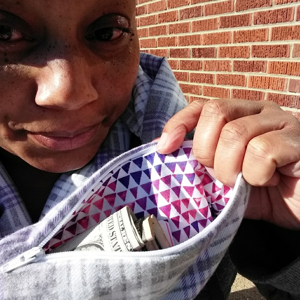 Infinity scarf with zipper pocket